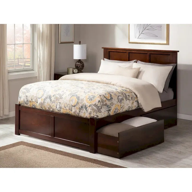 Letto matrimoniale Madison con piattaforma e 2 cassetti portaoggetti, color noce